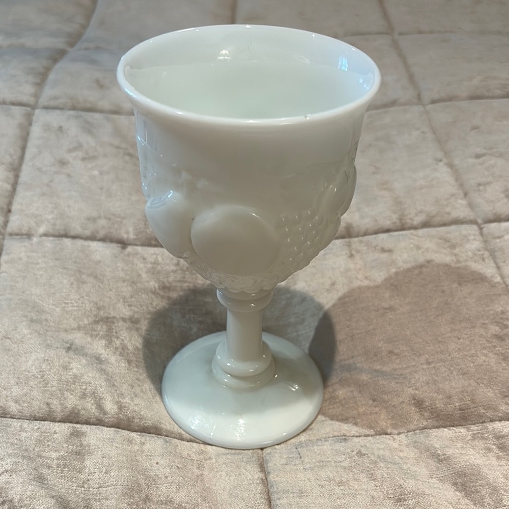 Vintage 1930’s Westmoreland Milk Glass Goblet Della Robbia Fruit Pattern